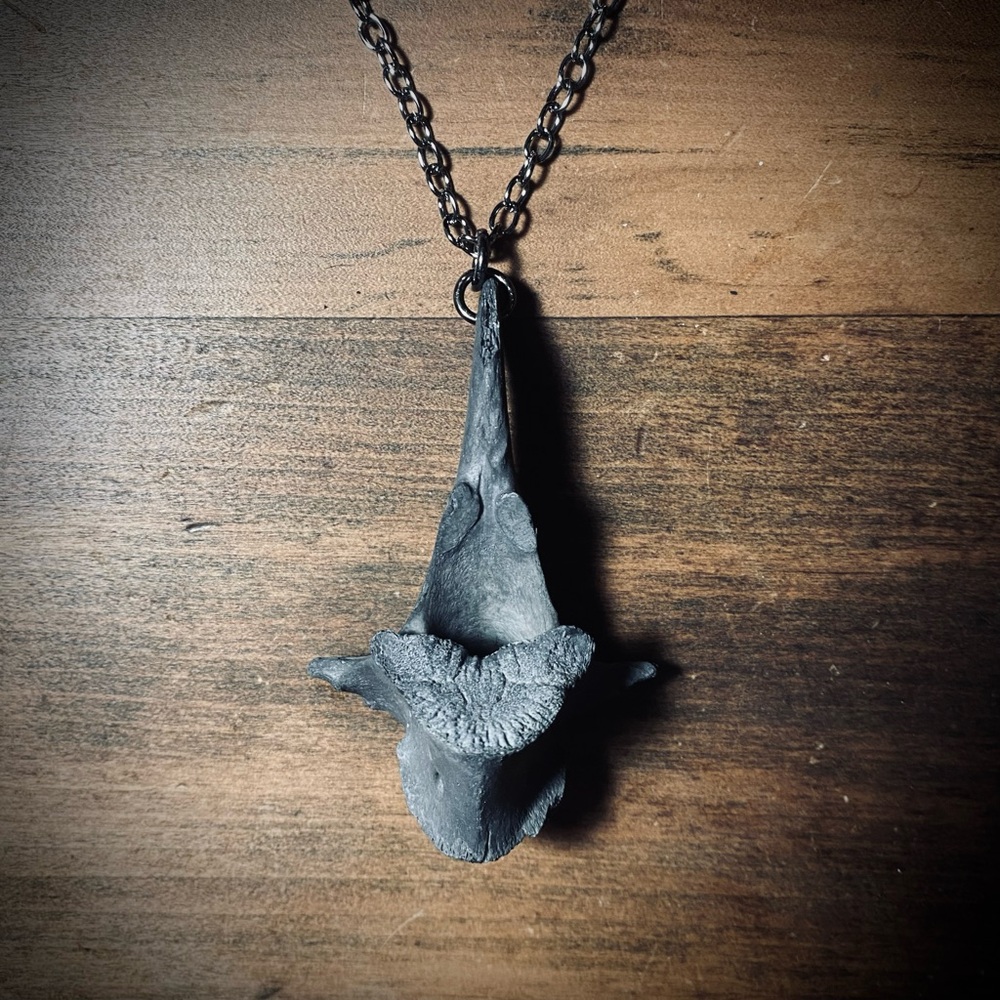 Dyed Deer Vertebrae Gunmetal Chain Necklace